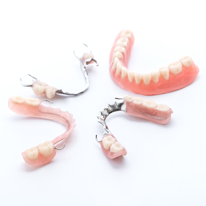 Dentures/Partial Dentures